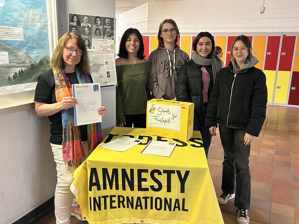 Foto: Die Aktiven von links nach rechts: Diana Birkenfeld (AG-Leitung), Pakiza Alim, Johann Heß, Aylin Kaya, Arzu Rushen