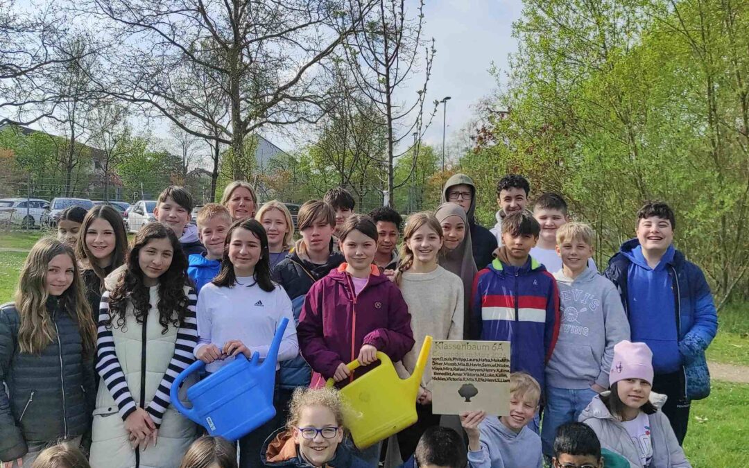 Die Klasse 6A hat einen Schulflohmarkt organisiert.